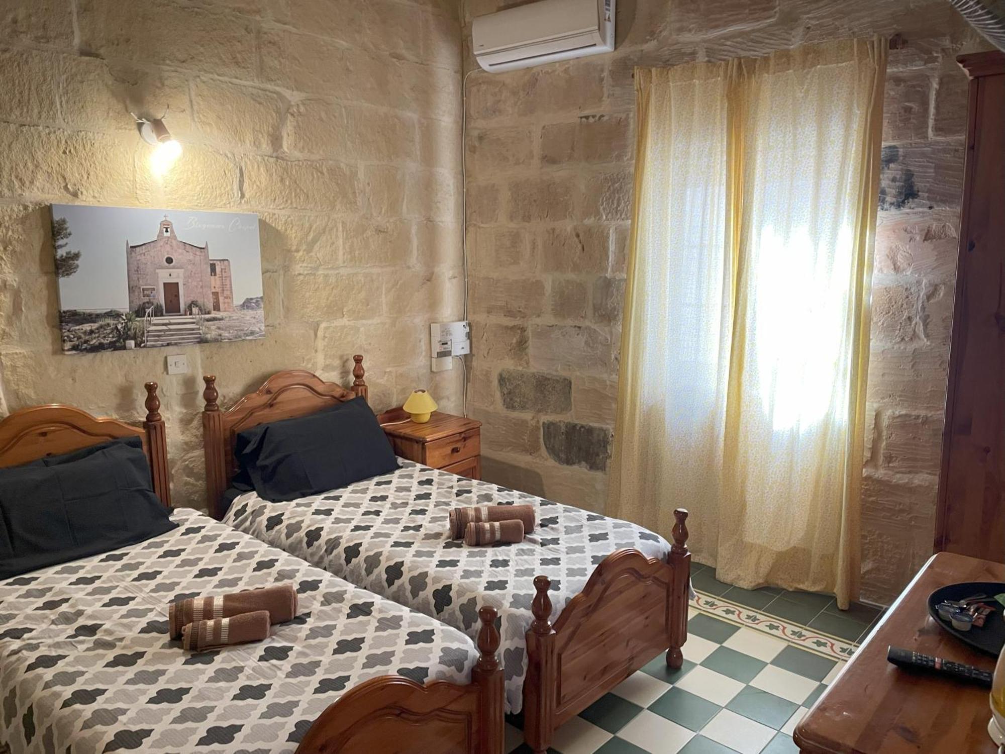 Ta' Lorenzo Pension San Lawrenz Buitenkant foto